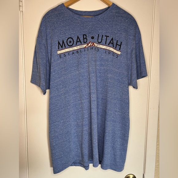 Moab Utah T-Shirt size XL - Picture 2 of 4